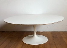 Table Knoll Tulip ronde basse