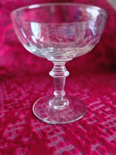 Coupe champagne verre - a,