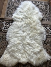 Grand Tapis En Peau De Mouton
