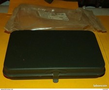 BOITE A OUTIL KAKI EN METAL