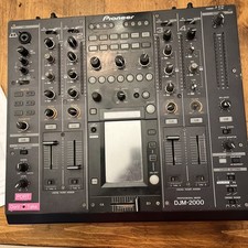 PIONEER 4 CHANNEL DJ MIXER DJM-2000 - NO POWER CORD - for PARTS OR REPAIR