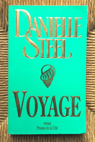 Livre roman voyage danielle - de,