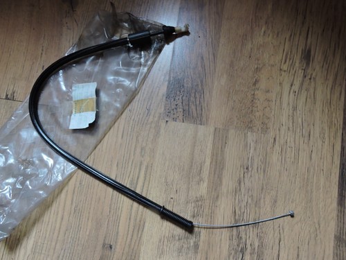 Cable accélérateur 305