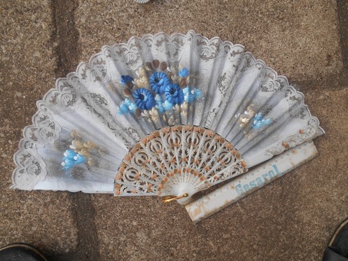 Eventail ancien 1950 - ,