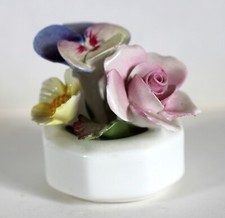 Petit pot de fleurs en porcelaine fine anglaise Aynsley