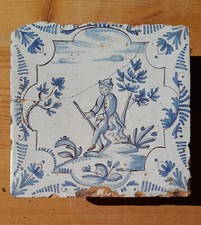 Carreau de poele en faïence décor camaïeu bleu et manganèse XVIIIème Lyon?