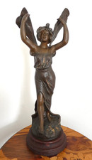 Grande Sculpture Statue Jeune