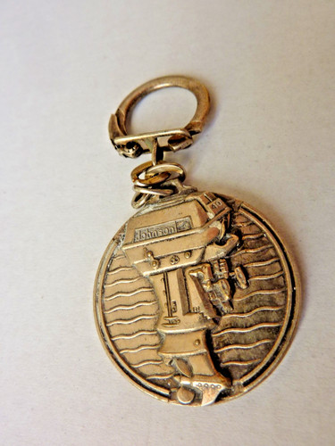 Rare top porte cles key - !,