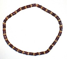 COLLIER  EN PERLES DE BOIS -