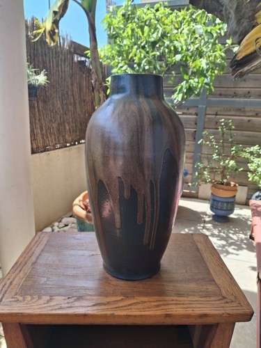 Vase léon pointu signé - léon, pointu,