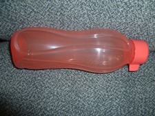 TUPPERWARE NEUVE GOURDE / ECOBOUTEILLE COLORIS ROUGE 500 ML COLLECTOR