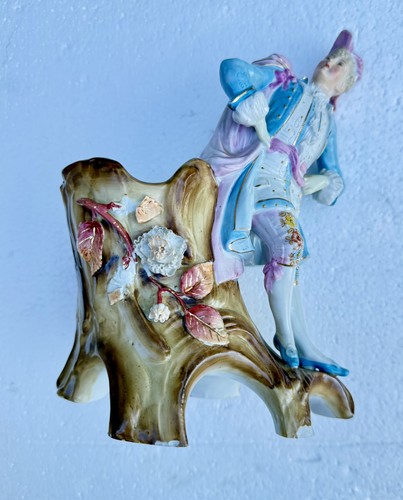 Figurine porcelaine - figurine,