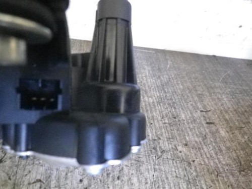 Moteur essuie glace arriere