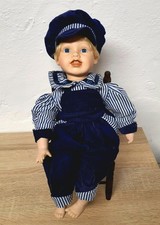 Poupée d'artiste poupée en