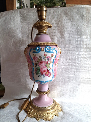 Pieds lampe huile en - lampe, a