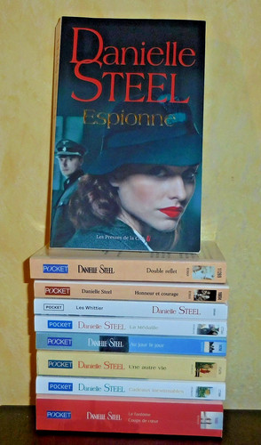 Lot livres danielle steel - ,