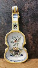 Faïence ancienne Desvres – violon décor Mont-Saint-Michel – signé – 16,5 cm