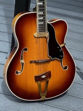 1977 Barker  17" Arch Top fully acoustic w/a DeArmand Rhythm Chief 1100 & Minty.