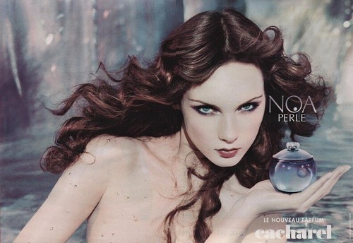 Publicité papier parfum - publicité,