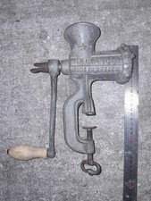 Ancien hachoir à étau HUSQVARNA N°5 rétro Outil de cuisine Déco vintage 