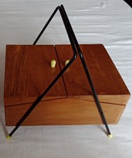 Ancienne Travailleuse Boîte