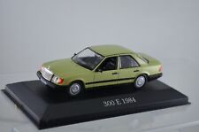 MERCEDES 300 E 1984 IXO POUR ALTAYA.