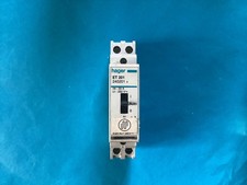 CONTACTEUR HAGER JOUR ET NUIT 20A 230V REF HAGER ET201  240201
