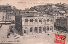 38 VIENNE PLACE DE MIREMONT ET