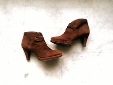 Bottes bottines marron daim