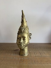 Sculpture Tête de Reine en