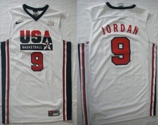 état neuf MAILLOT Jordan DE BASKET équipe DREAM TEAM 1992 USA JORDAN N°9