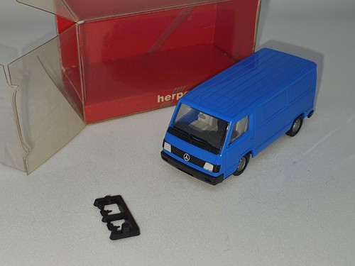 Mercedes 100 fourgon herpa - d,