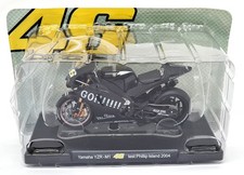 LEO 1/18 Yamaha YZR-M1 Test Philip Island 2004 Valentino Rossi Model Motorbike
