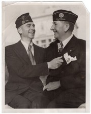 1935 Medal of Honor John Clausey and Edouard V. Izac American Legion News Photo