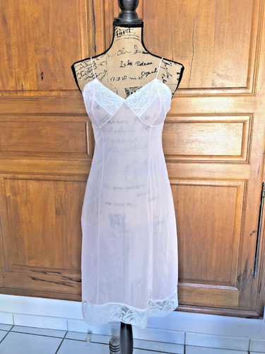 Fond robe combinaison rose - combinaison,