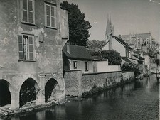 CHARTRES c.1947 - Maisons Prêt du Pont St Hilaire La Cathédrale - DIV 9551