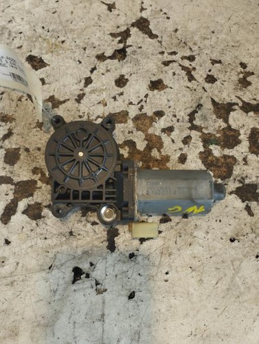 Moteur leve vitre avant - , gauche