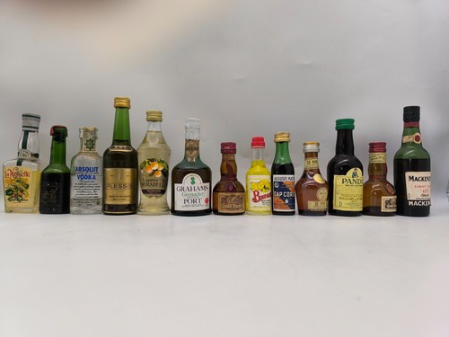 Lot mignonettes - lot, 13