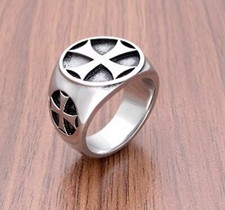 CHEVALIERE DE L'ORDRE