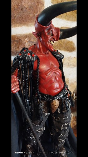 Lord darkness statue - lord,