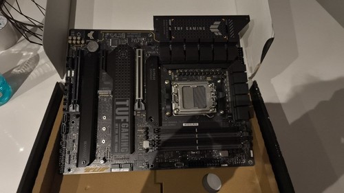 Carte mère tuf gaming x670e - mère,