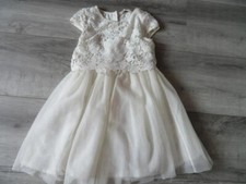 robe blanche dentelle et tulle