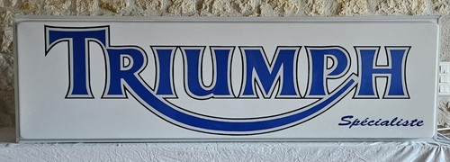 Enseigne lumineuse triumph - lumineuse,