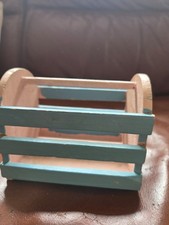 Petit berceau jouet en bois