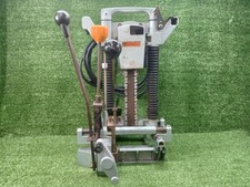 Mortaiseuse chaîne Hitachi