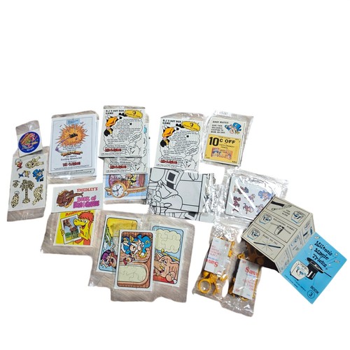 Vintage lot cereal prize - lot,