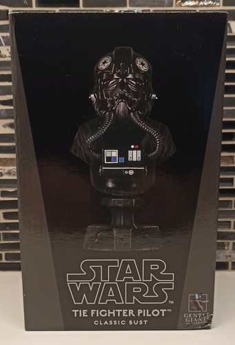 Star wars gentle giant - star,