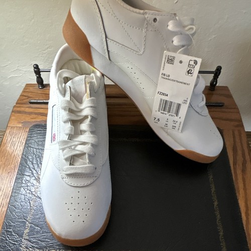 Reebok freestyle low - reebok,