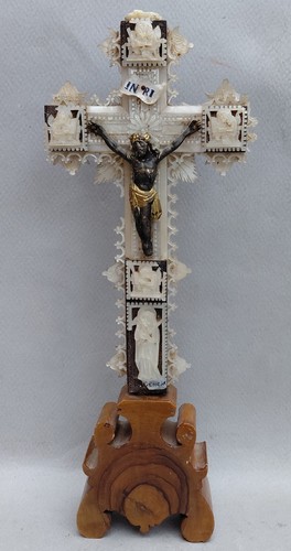 Crucifix nacre bois - crucifix, /