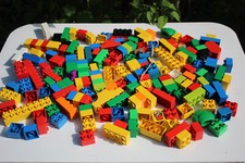 Lego Duplo Brick Lot Yellow Red Green Blue Yellow